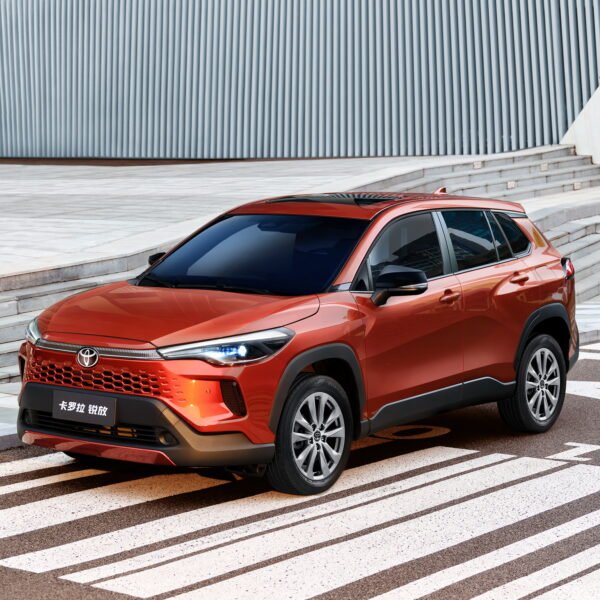 Toyota Corolla Cross 03 TOYOTA Corolla Cross