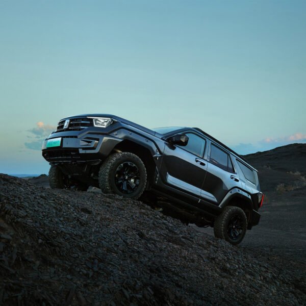 TANK 700 PHEV