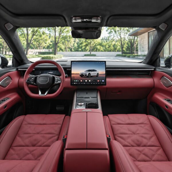 Lynk&Co 10 EM-P
