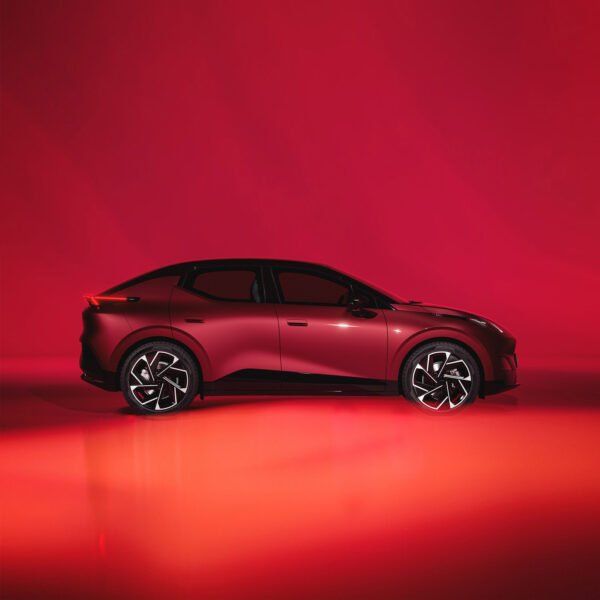 Lynk&Co-Z20-1 Lynk&Co Z20