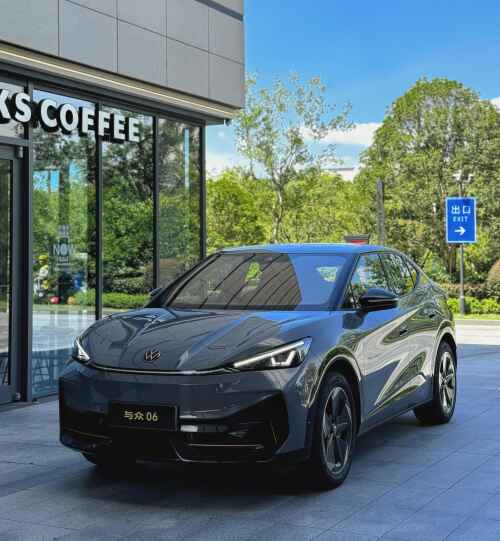 Volkswagen ID.UNYX06